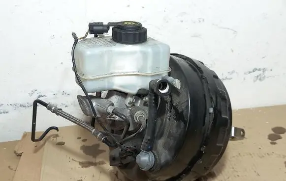 BMW 3 E90 E91 Brake booster 6788042