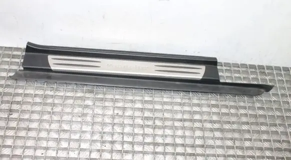 Mercedes-Benz SLK R171 Front sill trim cover 1716800235