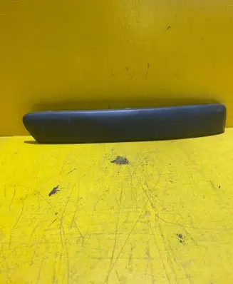 Ford Focus Front bumper splitter molding 4M5117E903AF