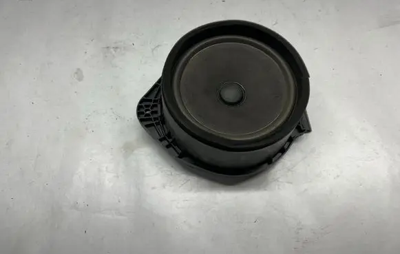 Chevrolet Camaro Front door speaker 22759408