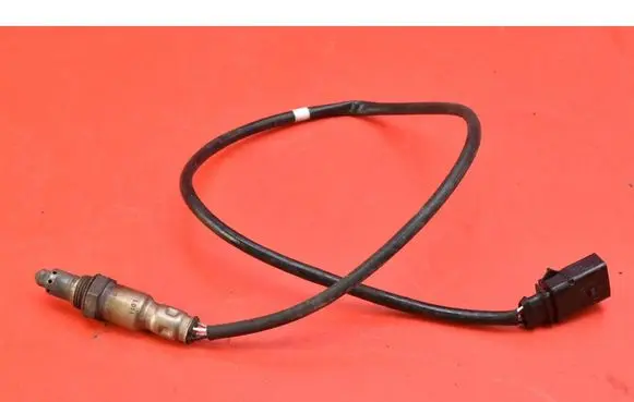 Skoda Octavia 985 Lambda probe sensor 04E906262CS