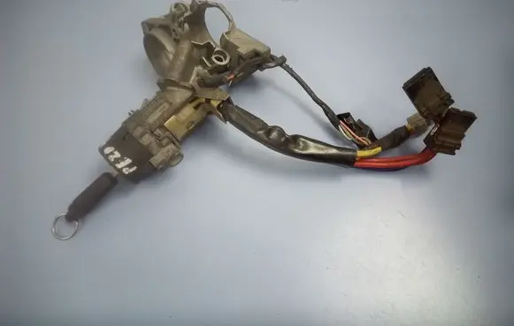 Peugeot 406 Ignition lock 447021