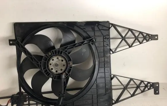 Audi A3 S3 8L Radiator cooling fan shroud 1J0121207 1855D2351