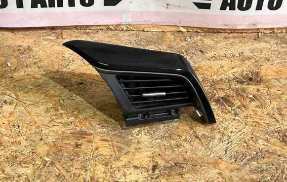 Honda Jazz IV GR Dashboard side air vent grill/cover trim 77630THR77630THR