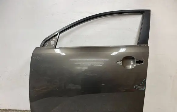 KIA Sportage Front door 