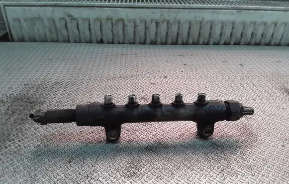Subaru Forester SH Fuel main line pipe