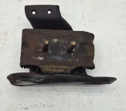 Subaru Justy Gearbox mount 