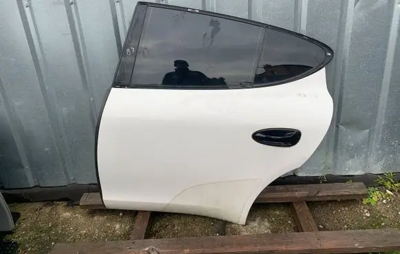 Rear door