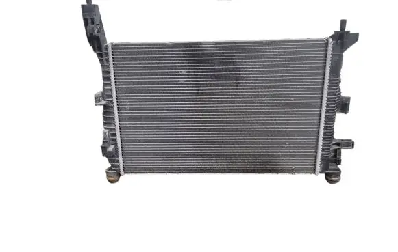 Ford Focus Coolant radiator CV618005VC