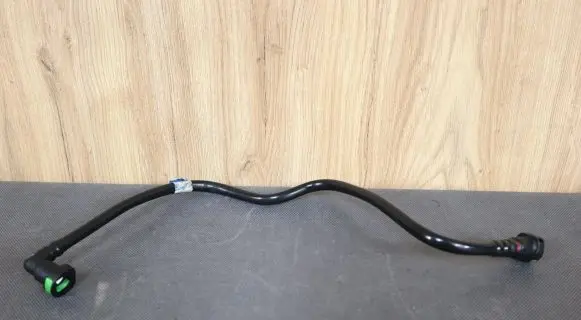 Mercedes-Benz E W212 Fuel line pipe 2124701664 A2124701664