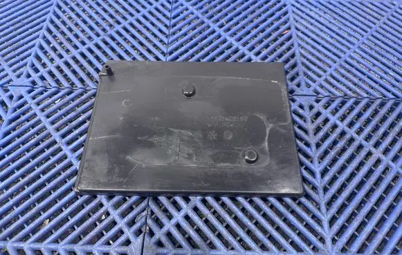Toyota Avensis T270 Battery tray 7443102160