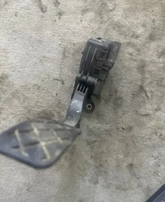 Audi A6 S6 C6 4F Accelerator throttle pedal 4F1723523B 6PV00898406