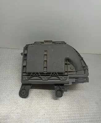 Citroen C3 Picasso Air filter box 9673061080 1039257