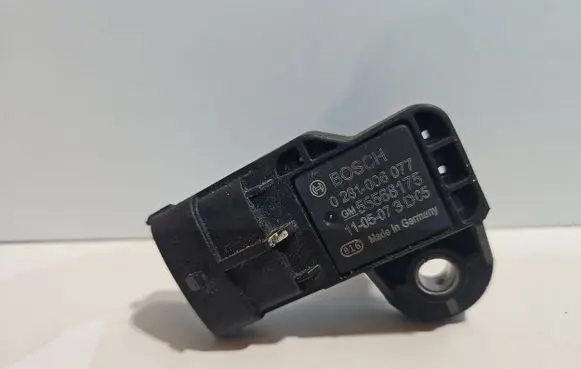 Opel Insignia A Air pressure sensor 55568175 0281006077