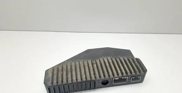 Volvo XC70 Sound amplifier 30752258