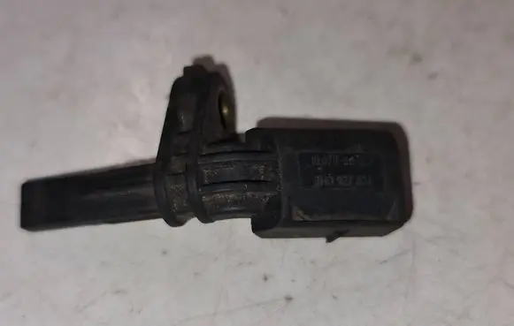Volkswagen Caddy ABS brake wheel speed sensor 10071150703 7H0927804