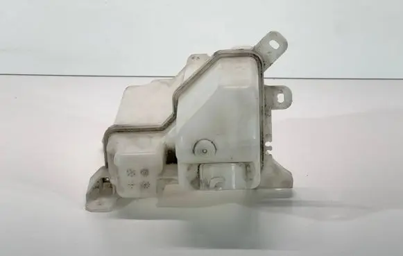 Suzuki Swift III Windshield washer fluid reservoir/tank 3840052R0