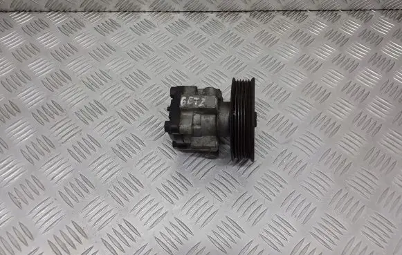 Hyundai Getz Power steering pump 57110-1C700