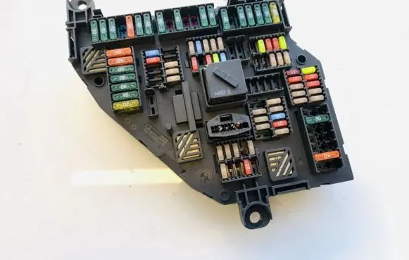 BMW 5 GT F07 Fuse box set 921085702 117033452