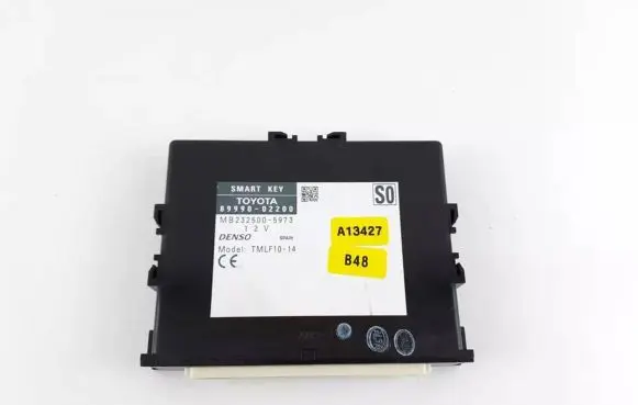 Toyota Auris E180 Keyless (KESSY) go control unit/module 89990-02200 MB232500-5973