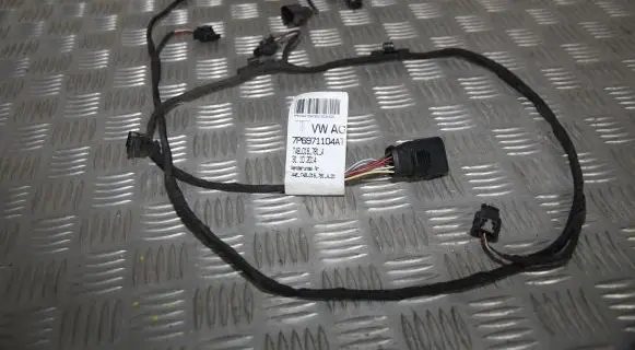Volkswagen Touareg II Parking sensor (PDC) wiring loom 7P6971104AT