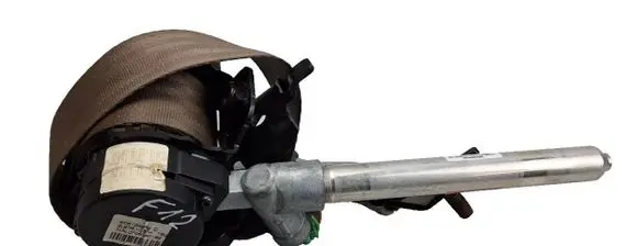 Volvo XC70 Rear seatbelt 39859389