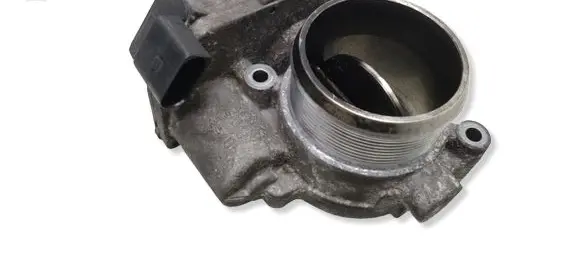Audi A4 S4 B7 8E 8H Throttle valve 8E0145950D