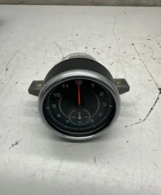 Porsche Macan (95B) Clock 7P5919204D P2150921002852
