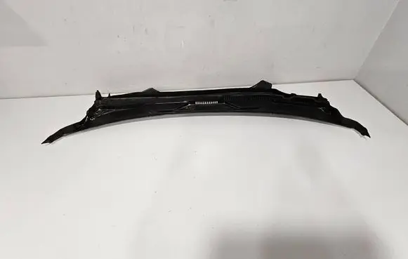 BMW 5 G30 G31 G38 Wiper trim 51717388714 7388714