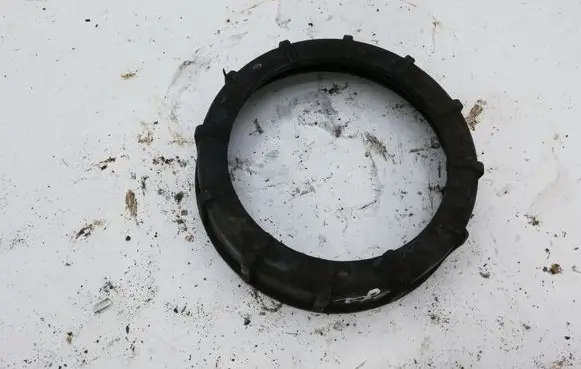 Nissan Primera In tank fuel pump screw locking ring/nut NOCODE