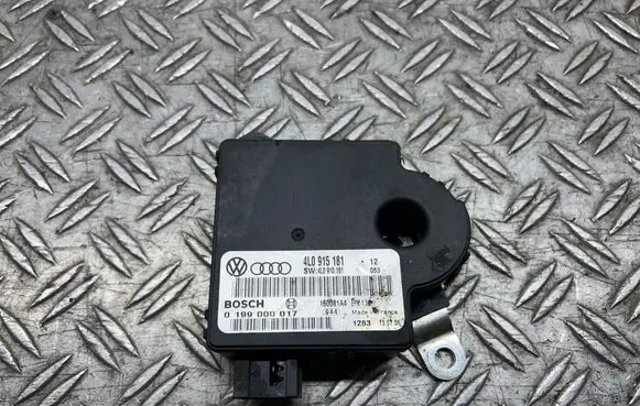 Audi Q7 4L Other control units/modules 4L0915181 0199000017 4L0910181