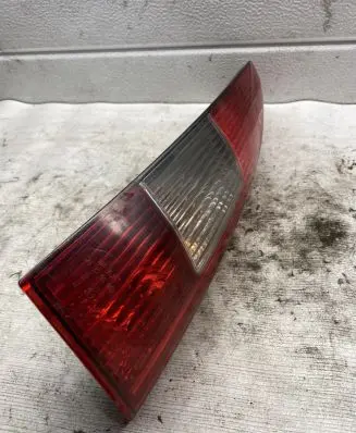 Volvo V70 Tailgate rear/tail lights 9154494ECE