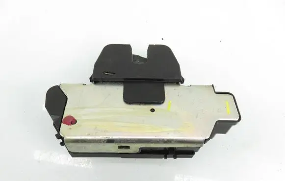 Peugeot 2008 I Tailgate/trunk/boot lock/catch/latch 9684648680 9151487499H