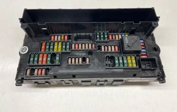 BMW 5 GT F07 Fuse module 9210861