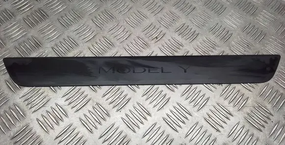 Tesla Model Y Front sill trim cover 149430100B