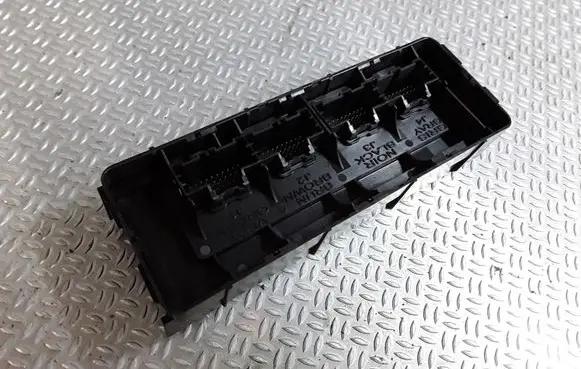 Chevrolet Cruze Climate control unit 13505750