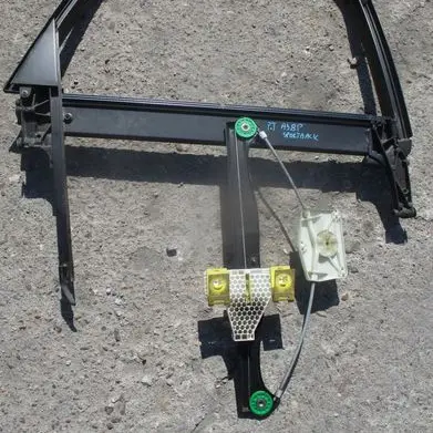 Audi A3 S3 A3 Sportback 8P Rear door window/glass frame 