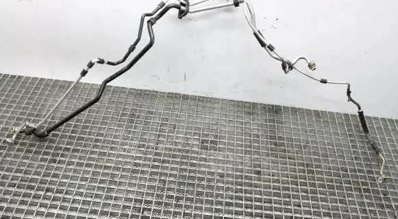Audi A4 S4 B7 8E 8H Air conditioning (A/C) pipe/hose 8E2260712AE