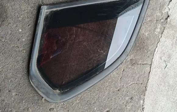BMW X5 E70 Rear side window 43R004585 004585