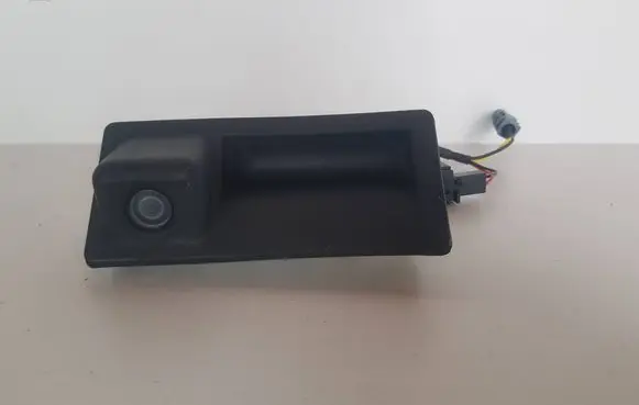 Volkswagen PASSAT B7 Tailgate handle with camera 3C9827566A
