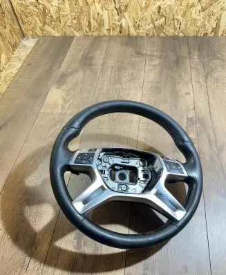 Mercedes-Benz GL X166 Steering wheel A1664609703 62457010A