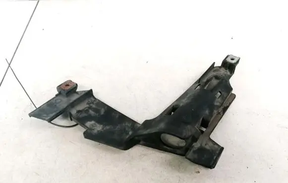 BMW 3 E46 Front bumper mounting bracket 7138402
