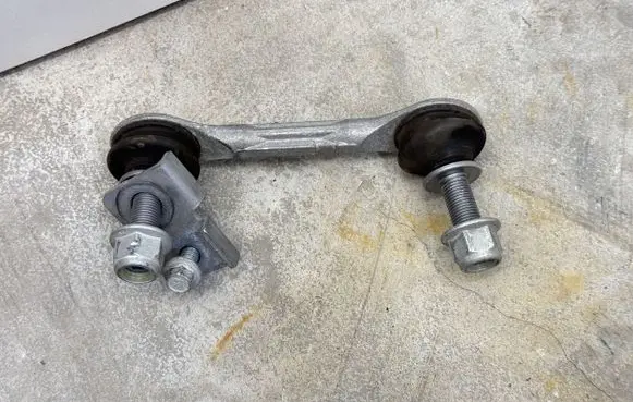 Ford Mustang VI Rear anti-roll bar/stabilizer link F2GC5C486