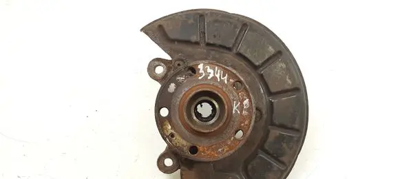 Volkswagen Touran I Front wheel hub