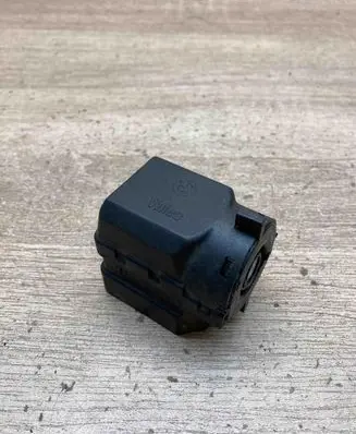 BMW 5 E39 Ignition lock contact 8363706