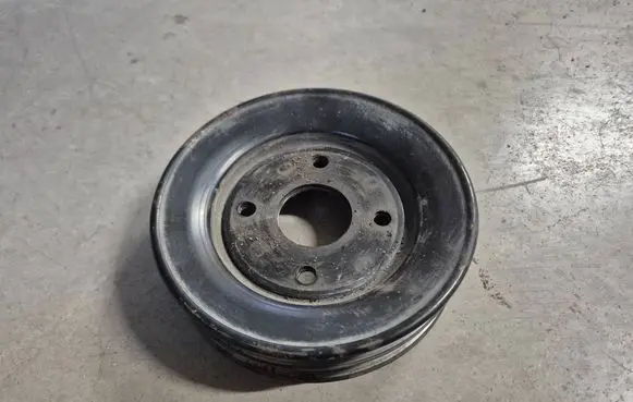 Nissan Patrol Y61 Water pump pulley 