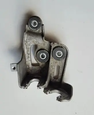 KIA Ceed Gearbox mounting bracket