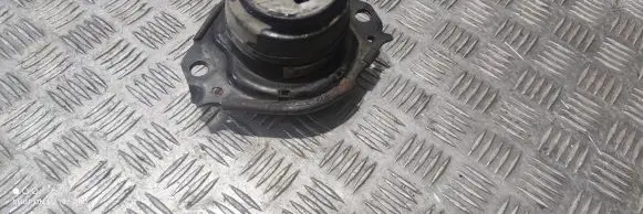 Jeep Grand Cherokee Engine mount bracket PA35582