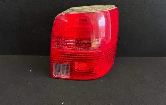 Volkswagen PASSAT B5 Rear/tail lights 30122820
