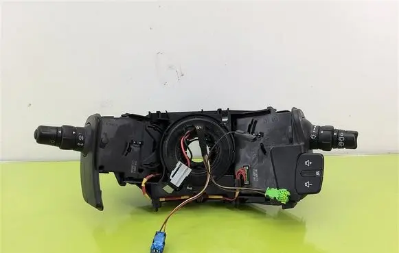 Renault Clio III Indicator stalk 8200627602